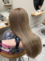 シカ 神戸三宮元町店(Cica) ミルクティーベージュ ブリーチ ダブルカラー
