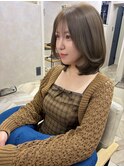 大人かわいい丸みミディアム×透明感オリーブベージュ