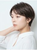 脱白髪染めハイライト×髪質改善で白髪を活かす艶髪ミディアム