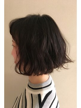 ロンド 銀座(Lond) ラフカジュアルウェーブボブスタイル 担当 本田奈穂美