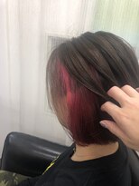 ソアラ(soAla) インナーカラーの刈り上げ女子