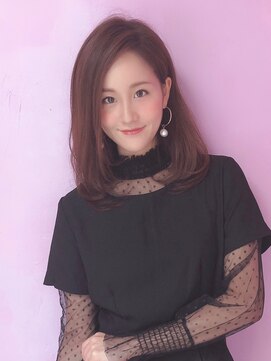 ロンド フィーユ(Lond fille) 鎖骨下で可愛くワンカール担当平川友理