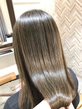 トゥーリ 筑紫野店(tuuli) アッシュベージュ☆艶髪カラー☆お客様スタイル☆