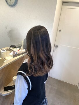 リングバイモアムー(Ring by Moremuu) ベージュインナーカラー