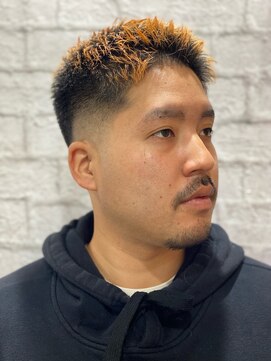 グレイスフルバーバー 赤坂見附店 ヒゲも似合うオシャレスキンフェードボウズスタイル【バーバー】