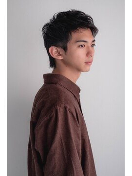 オー(Eau) ビジネスツーブロック/アップバング/黒髪短髪ショート