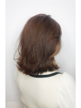 ニューカマー バイ ヘッドライト シブヤ(NEW COMER by HEADLIGHT shibuya) オレンジブラウン×ミディアムレイヤー