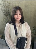 透明感カラー20代30代ミディアムレイヤーオリーブグレージュ