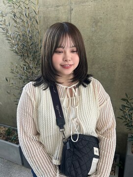 バイユアオウンフラワーズコロンカバ(buy your own flowers : kava) 透明感カラー20代30代ミディアムレイヤーオリーブグレージュ