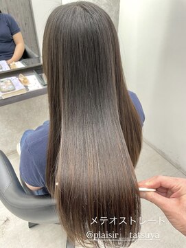 プレジールバイラファブリック(PLAISIR by LA FABRIQUE) PLAISIR/佐々木　ナチュラルストレート　メテオストレート　草加