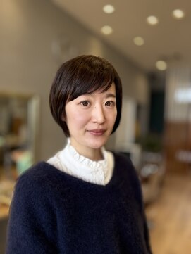 サスペンドヘアー(suspend hair) 長めショートボブ