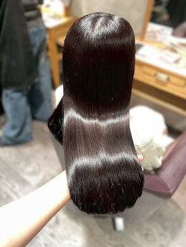 アフィナー(Afinar) 【横浜/横浜駅】レイヤーカット/髪質改善/ダブルカラー/エクステ