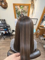 アジュガヘア(ajuga hair)&nbsp;似合わせカットと縮毛矯正