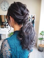 アペル(APPEL)&nbsp;ローポニーアレンジ　【岡山/岡山駅】