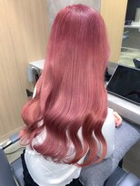 ユーフォリア 新宿通り(Euphoria) ブリーチ1回からできるピンクカラー♪10代20代30代