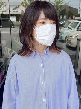 エレッタプロデュースドバイアリュール(Eletta Produced by ALLURE) 顔周りが可愛い大人レイヤー