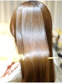 酸性縮毛矯正+プレックスで現代最高水準ダメージケアストレート