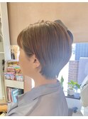 耳掛けショート×９トーン艶ブラウン