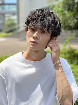 クロト(Clotho) スパイラル無造作マッシュ