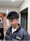 テーパーフェードスパイキーショート