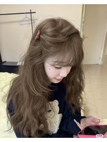 ロエ(LOE) ヘーゼルベージュ!
