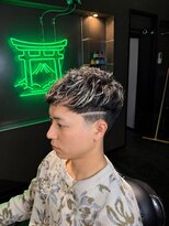 和流(oryu)&nbsp;テーパーフェード×長めクロップスタイル