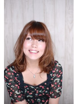 ヘアスペース ロケット(hair space Rocket) シャイニ-ウェ-ブ