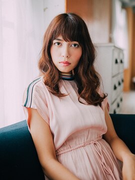 シャンプーソムリエサロン メゾンドナリタ(MAISON DE NARITA) 大き目ロングカール