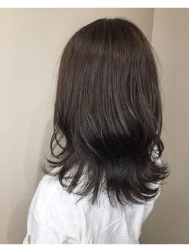 ノイズ(Noi'z) 〈ノイズ〉マットとアッシュで作るグレージュ