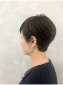 耳かけショート×アッシュカラー