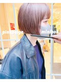 ダブルカラーピンクベージュピンクカラーケアブリーチミニボブ 