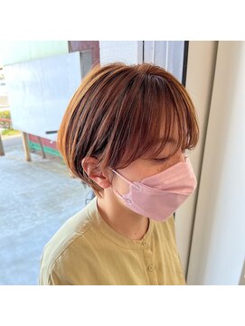 ハウリーヘアアンドスパ(HAURY hair&spa) 耳かけショート