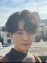 フィフス トウキョウ (fifth TOKYO)&nbsp;センターパートツイストスパイラルパーマメンズマッシュパーマ