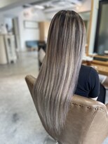 フツーロ 栄(FUTURO) プルエクステ エクステ バレイヤージュ