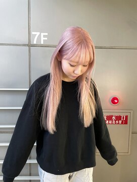 サヴィー(suvvy) ホワイトピンク