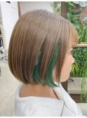 インナーカラー　ミニボブ