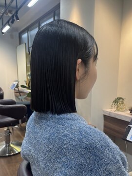 アルボーテルジェ(Art BeAute' ROUGET) バッサリカット扱いやすい切りっぱなしボブに*ビフォアー有