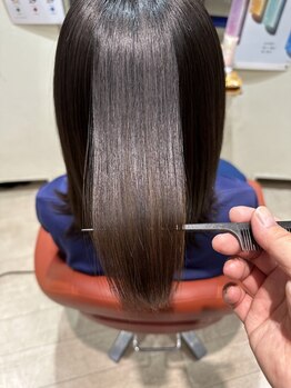 ヘアーサロン ダダ(hair salon DaDa)の写真/【将来を見据えた美髪対策】今の髪から今後育つ髪の毛まで、健やか美髪へと導くのは『ハウオリ』ただ一つ！