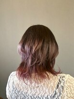 ココカラヘアー ニコ(cococara hair nico)&nbsp;ウルフカット/デザインカラー/インナーカラー/裾カラー/ピンク