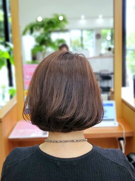 アン アオヤマ(Ann AOYAMA) ふんわりオトナBOB/チャコールカラー