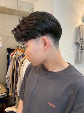 フリックヘアサロン 梅田茶屋町2号店(FLICK HAIR SALON) メンズカット/センターパート/梅田
