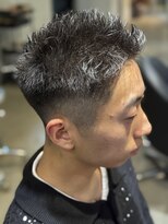 ホル(HOL) テーパーフェード×スパイキー