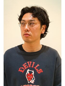 ビュートリアム 鎌倉小町(BEAUTRIUM) もみあげ刈り上げ×ゆるパーマ大人ショート[渡沼一喜]