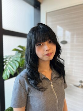 リエル(Liere) レイヤーカット×一時的な黒染め