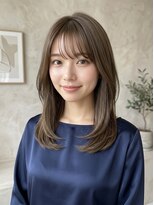 バーシャミ 博多(Baciami)&nbsp;大人可愛い艶髪ミディ｜顔まわりレイヤー×グレージュ
