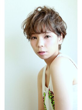 アフロートpd+ KOBE(AFLOATpd+) 【神戸 元町】ブリーチなし!透明感のあるカジュアルショート