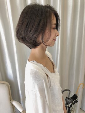 ジルバイジアン(JILL by GIEN) ショート 伸ばしかけヘア 前下がりボブ