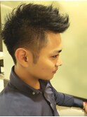 大人男子の今どき"ソフトツーブロック"<札幌大通>