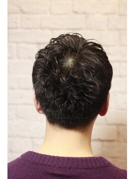 銀座マツナガ 新宿野村ビル店 刈り上げアップバング