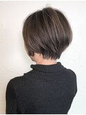 【WILLOW京橋】明るいお白髪染めのショートボブ(井下貴史)